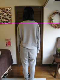 肩の高さもほぼ揃いキレイな姿勢になりました。 肩の高さもほぼ揃いキレイな姿勢になりました。